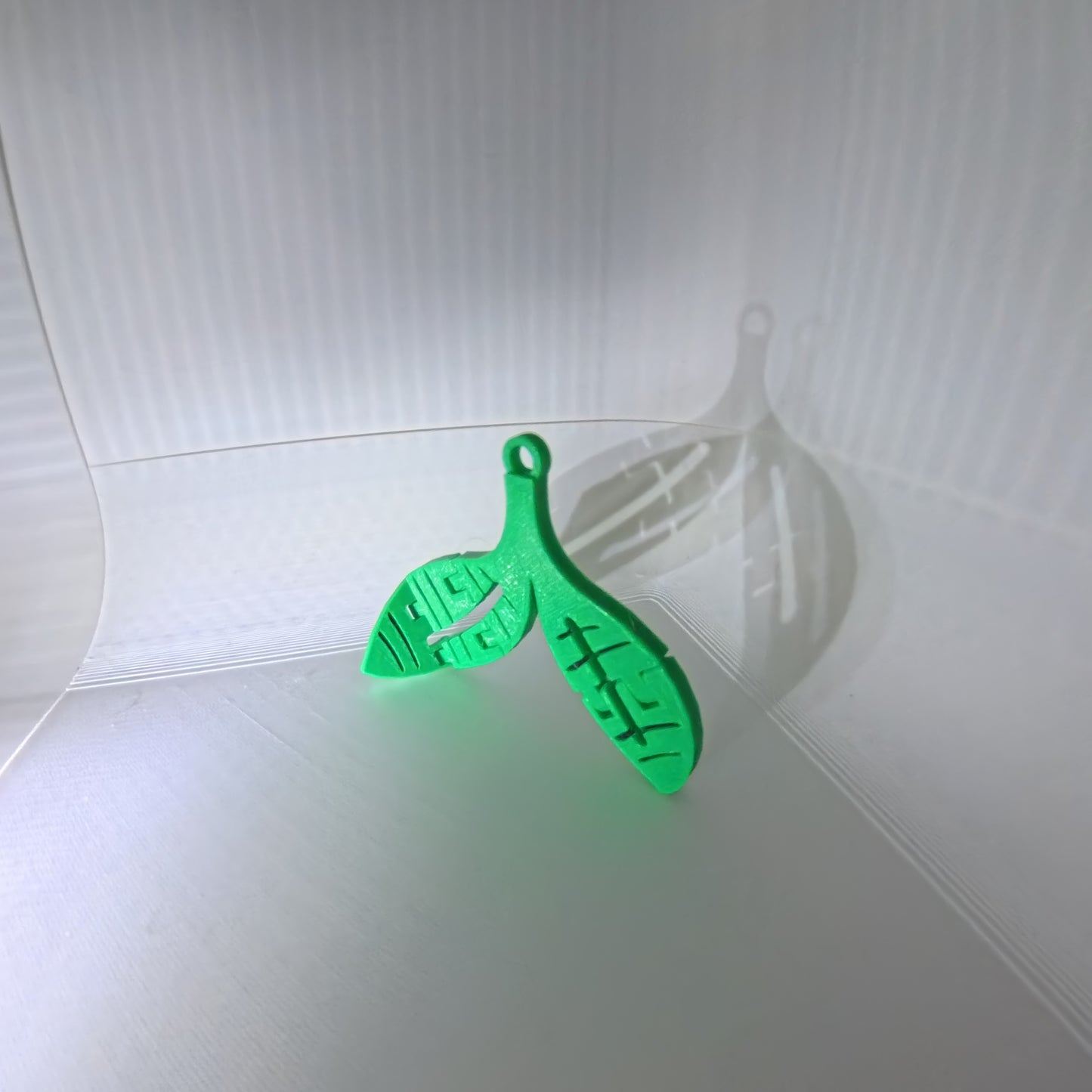 🌱 Articulated Sprout Trinket – 3D Printed Festival Accessory